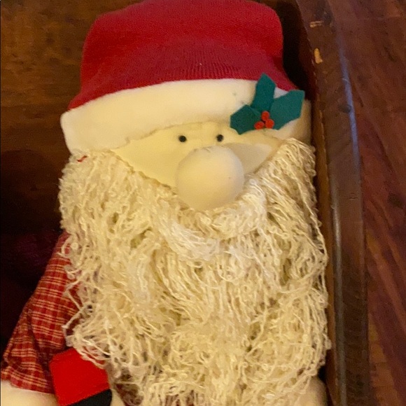 Vintage Plush Russ Santa Berrie Shelf Sitter From The Christmas Sampler - Picture 4 of 14